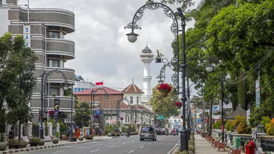 Sejarah Bandung: Dari Priangan ke Bandung Lautan Api